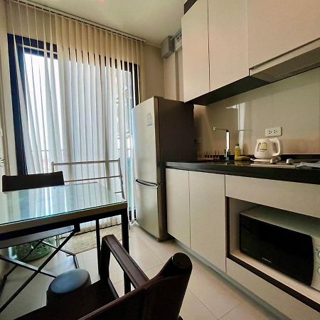 The Base By Fantasea Beach Appartamento Pattaya Esterno foto