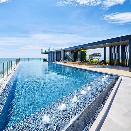 The Base By Fantasea Beach Appartamento Pattaya Esterno foto