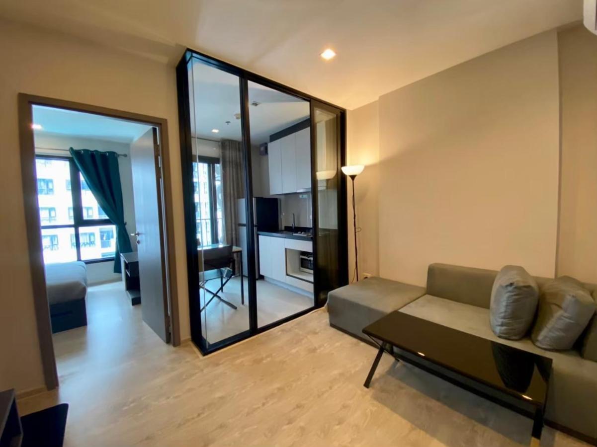 The Base By Fantasea Beach Appartamento Pattaya Esterno foto