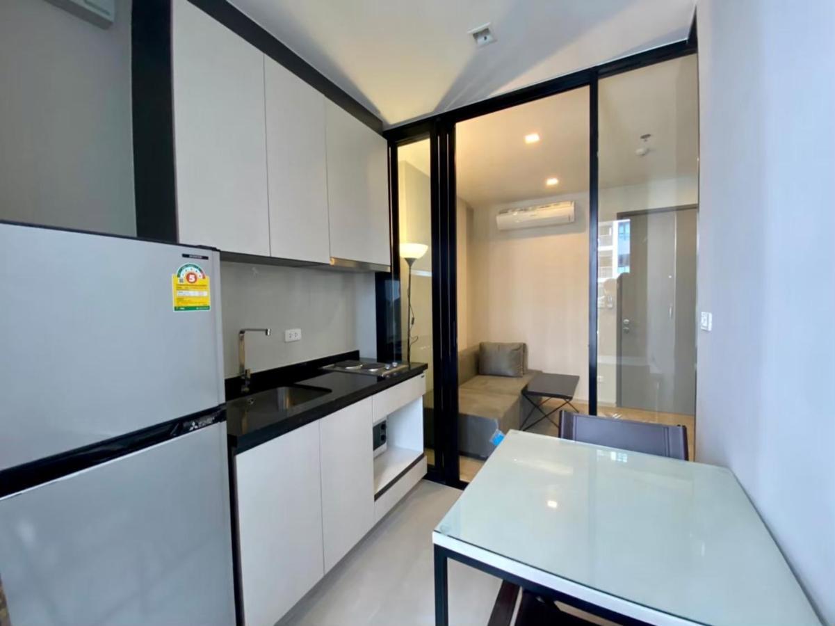 The Base By Fantasea Beach Appartamento Pattaya Esterno foto