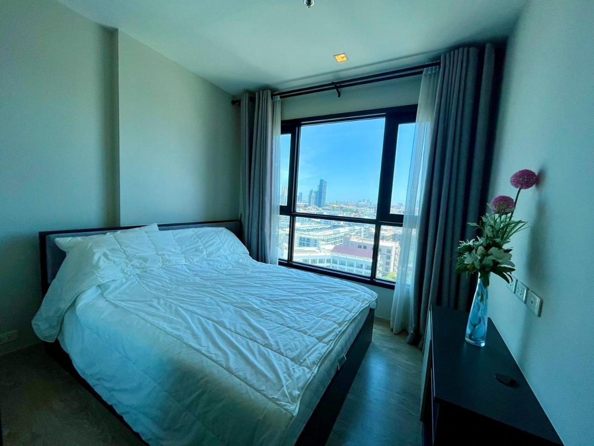 The Base By Fantasea Beach Appartamento Pattaya Esterno foto