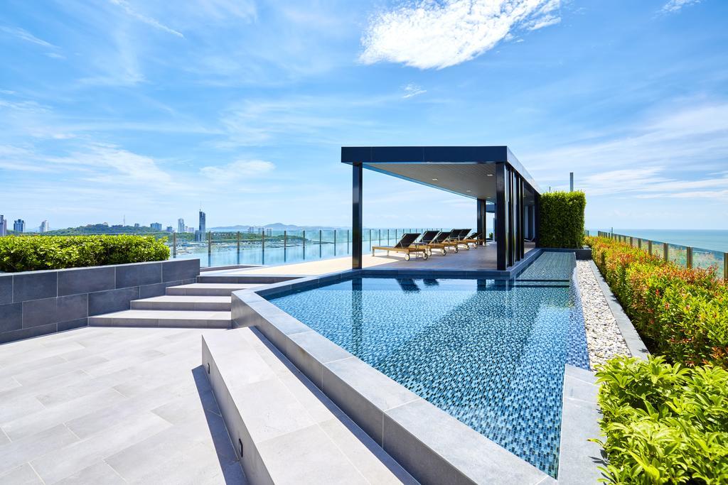 The Base By Fantasea Beach Appartamento Pattaya Esterno foto