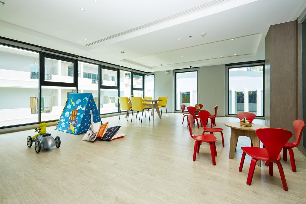 The Base By Fantasea Beach Appartamento Pattaya Esterno foto